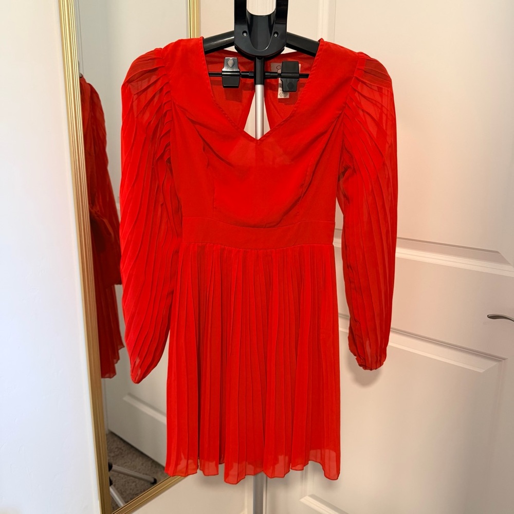 Jessica Simpson | Vibrant Red Pleated Dress